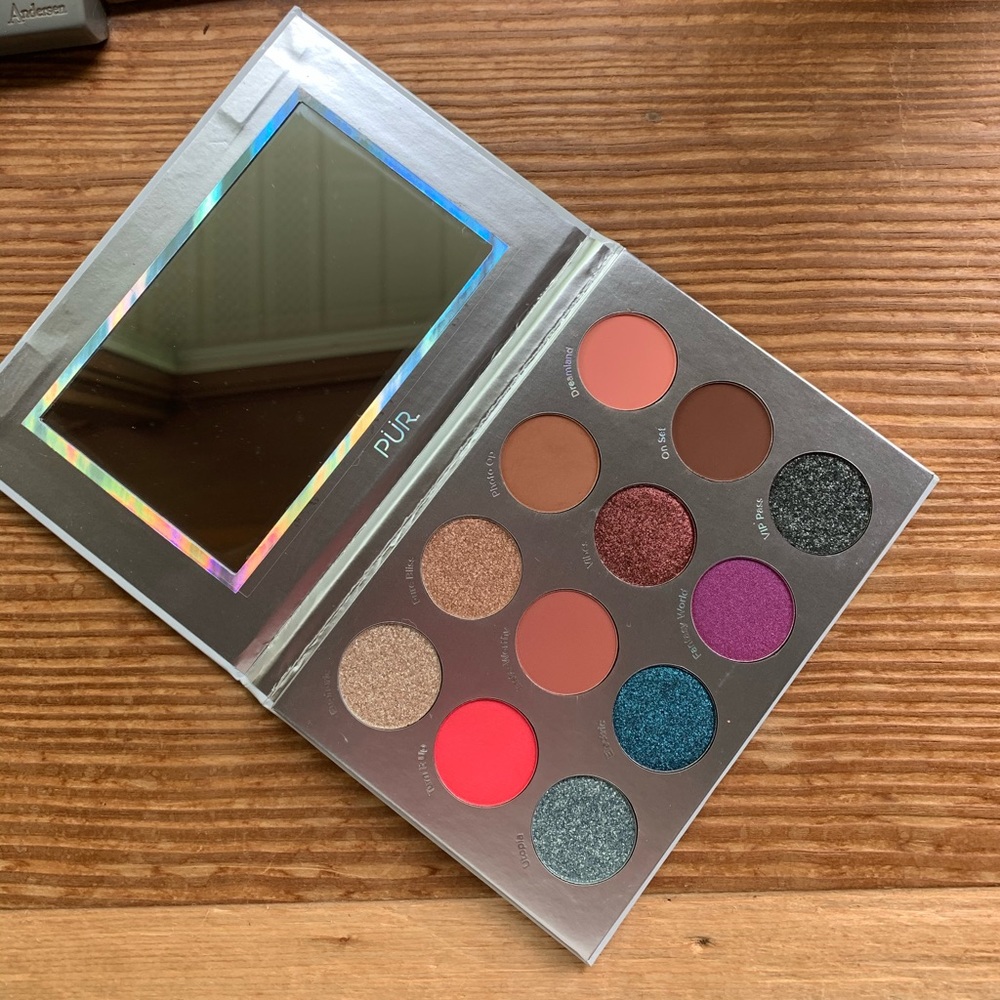 💰3/$30💰🎉HP🎉 New Pur Festival 2.0 Pressed Pigment Eyeshadow Palette